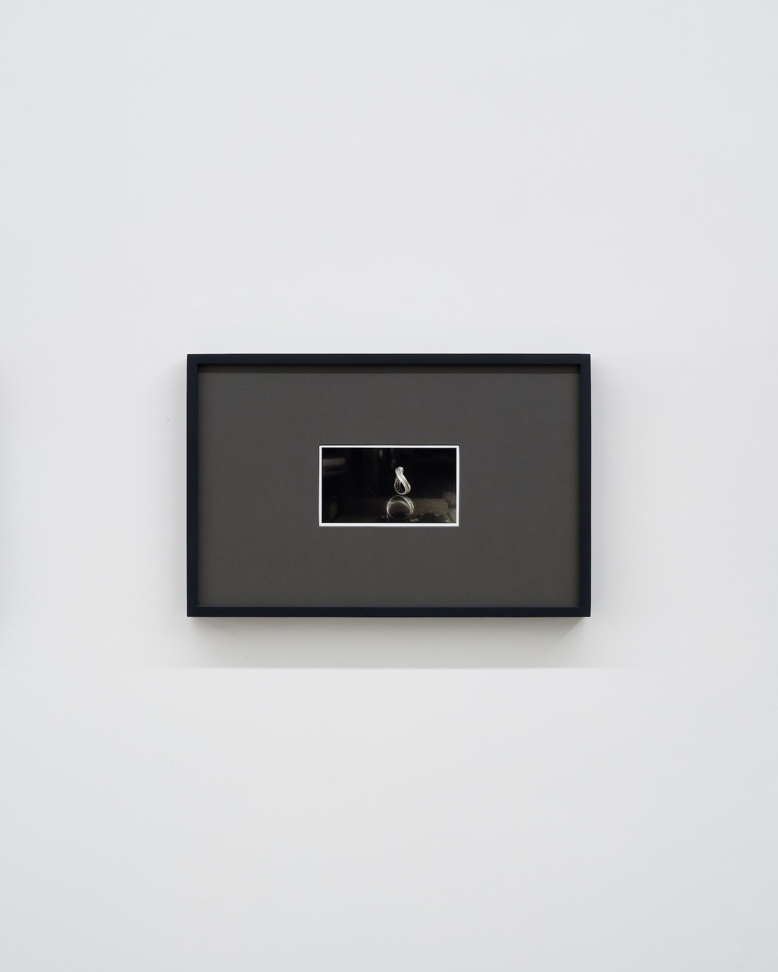 Min Hyein, music(e), 2025, pigment print on paper in colored pine wood frame, 13.5x7.6cm, 39X25x3.4cm(frame)