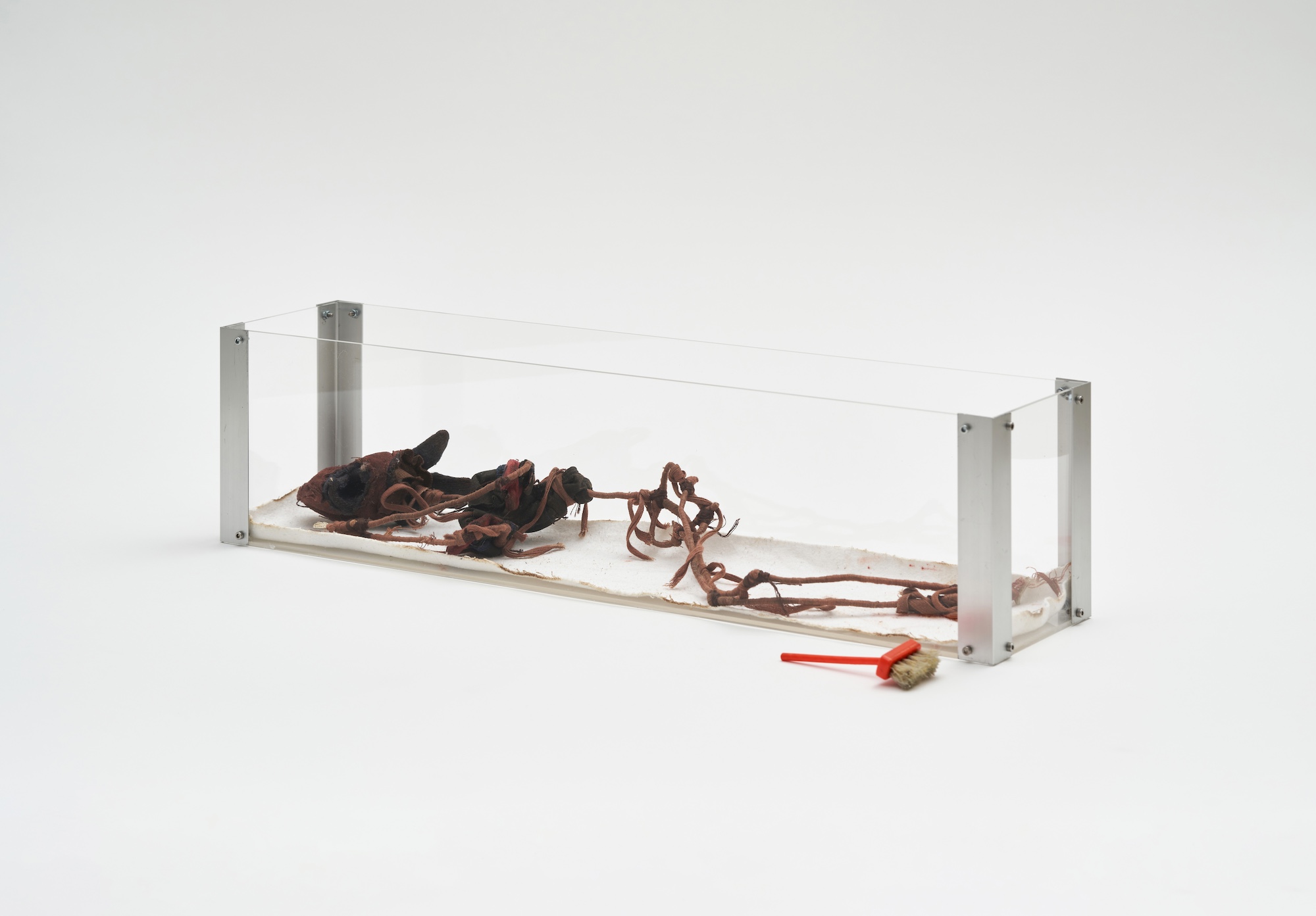 Ko Yongkuk, 꽃2, 2025, found doll, underwear, string, wire, found objects, pigment, twine, variable size
