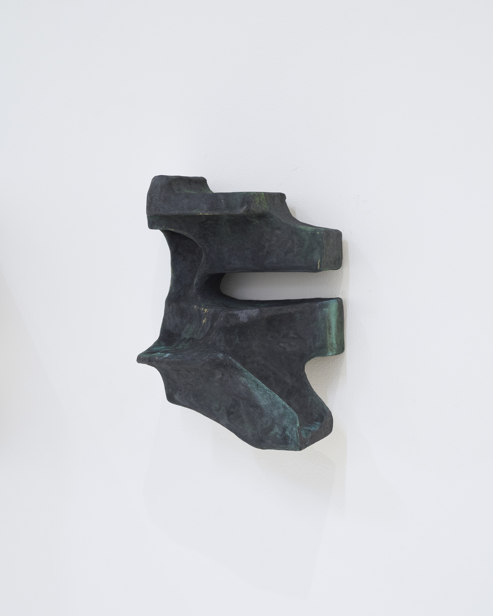 S&eacute;bastien Staels, Untitled, 2025, papier-m&acirc;ch&eacute;, pigment, milk, acrylic, 11x15x5cm